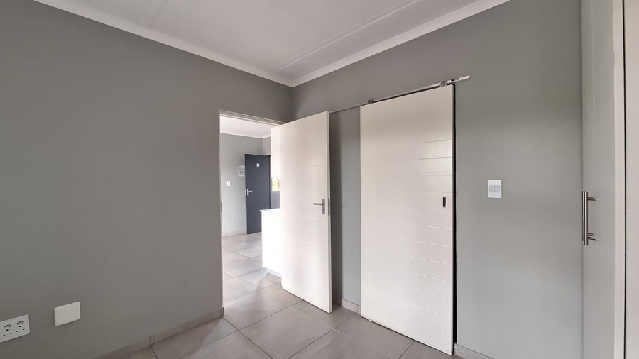 To Let 1 Bedroom Property for Rent in Ferndale Gauteng