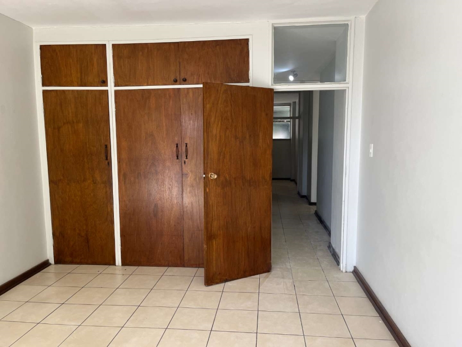 To Let 2 Bedroom Property for Rent in Horison Gauteng