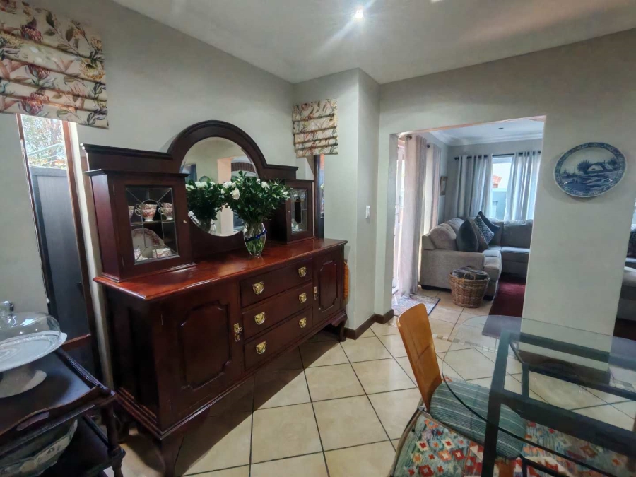 3 Bedroom Property for Sale in Zwartkop Golf Estate Gauteng