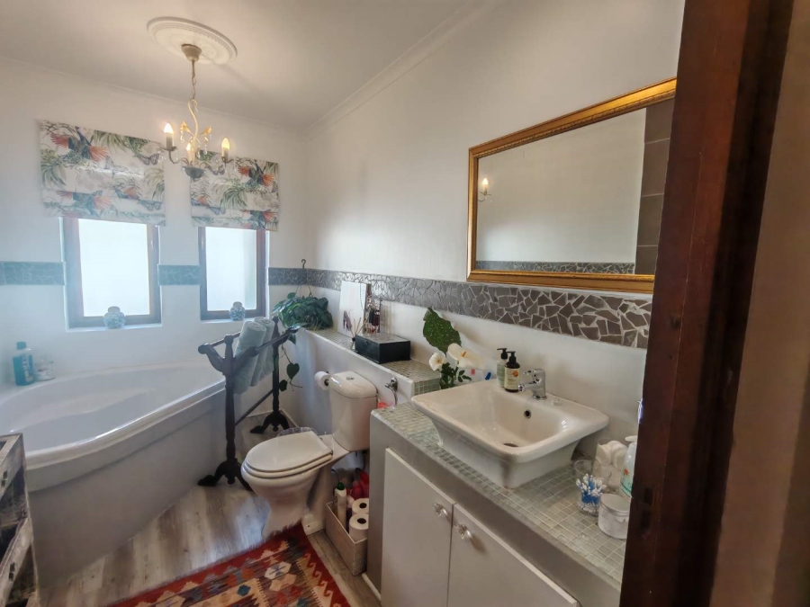 3 Bedroom Property for Sale in Zwartkop Golf Estate Gauteng