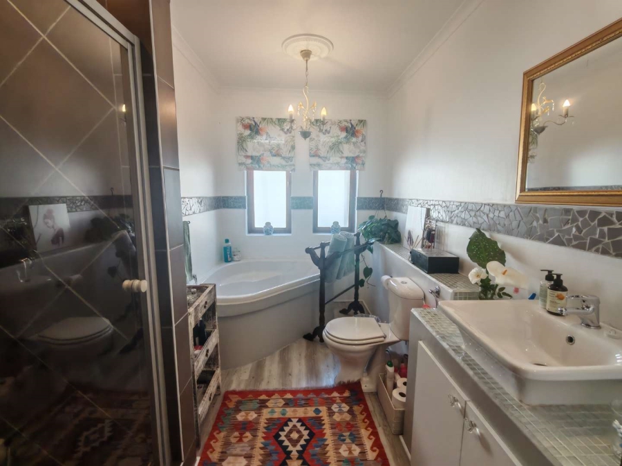 3 Bedroom Property for Sale in Zwartkop Golf Estate Gauteng