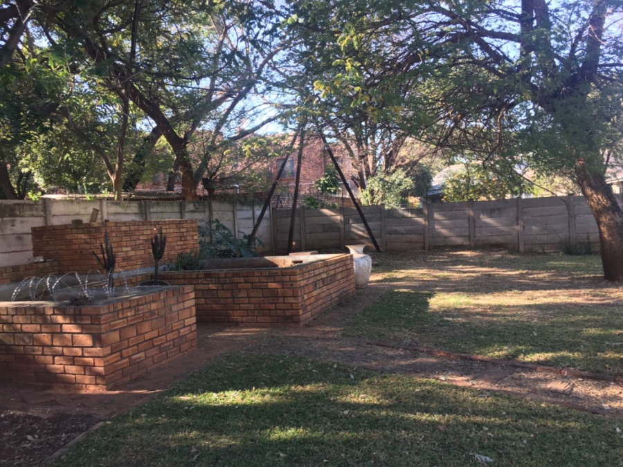4 Bedroom Property for Sale in Wierdapark Gauteng