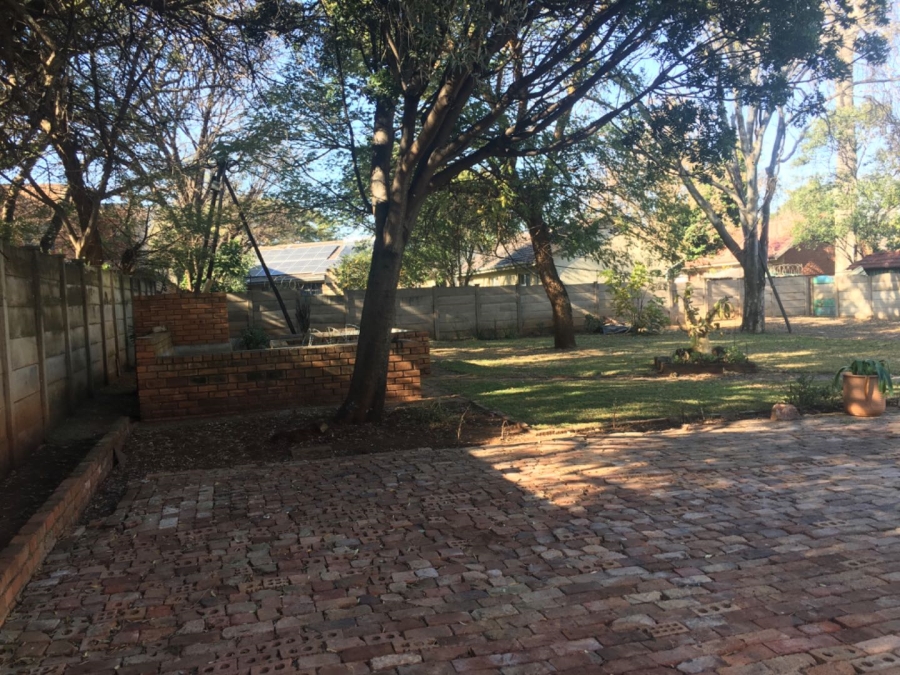 4 Bedroom Property for Sale in Wierdapark Gauteng
