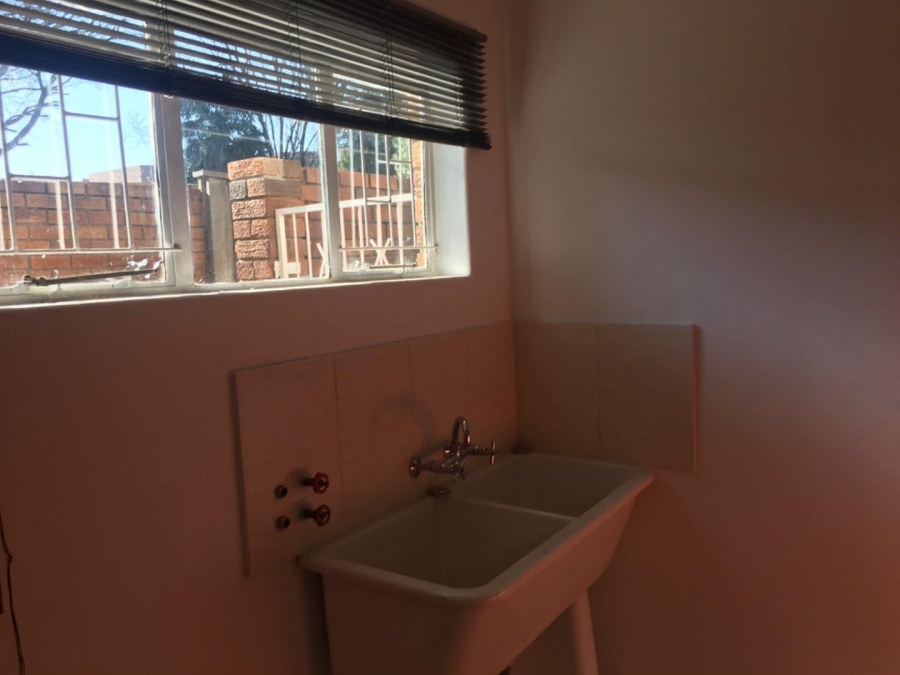 4 Bedroom Property for Sale in Wierdapark Gauteng