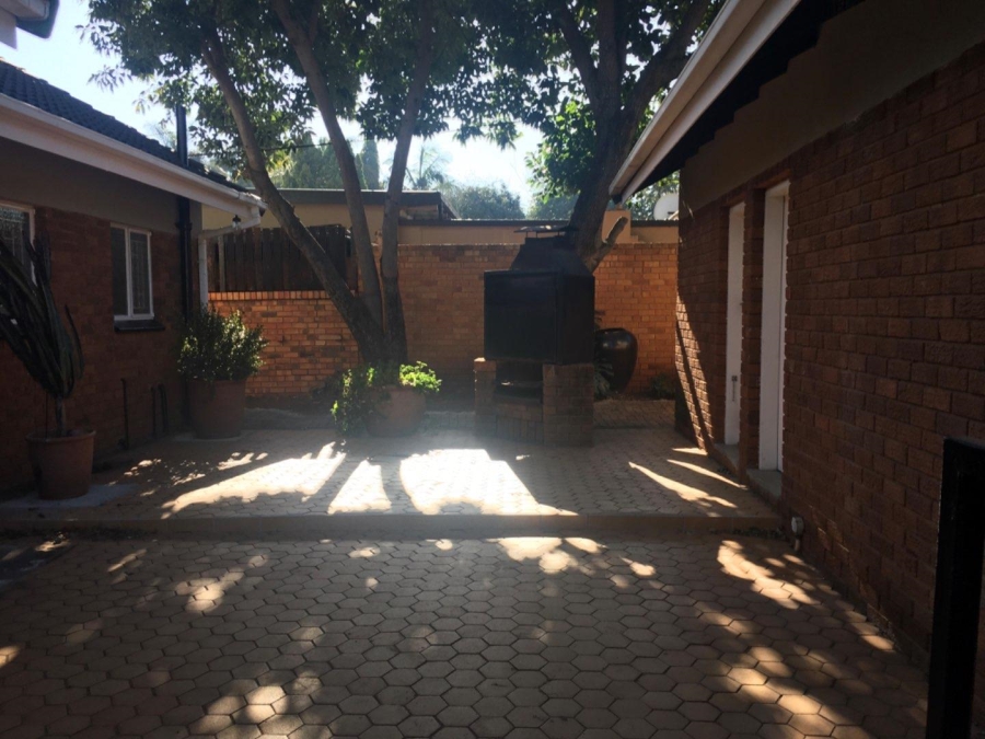 4 Bedroom Property for Sale in Wierdapark Gauteng