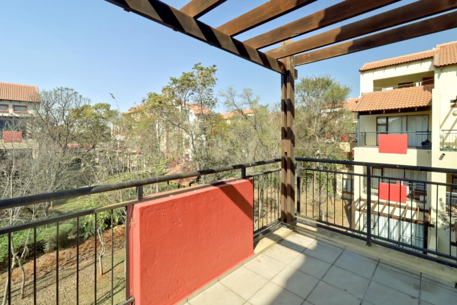 1 Bedroom Property for Sale in Oukraal Estate Gauteng