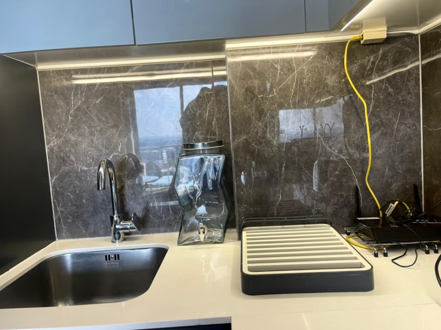 To Let 2 Bedroom Property for Rent in Sandown Gauteng