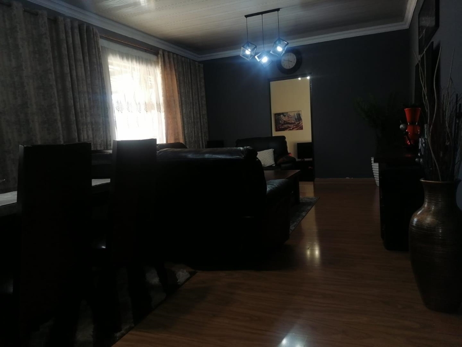 3 Bedroom Property for Sale in Birchleigh North Gauteng
