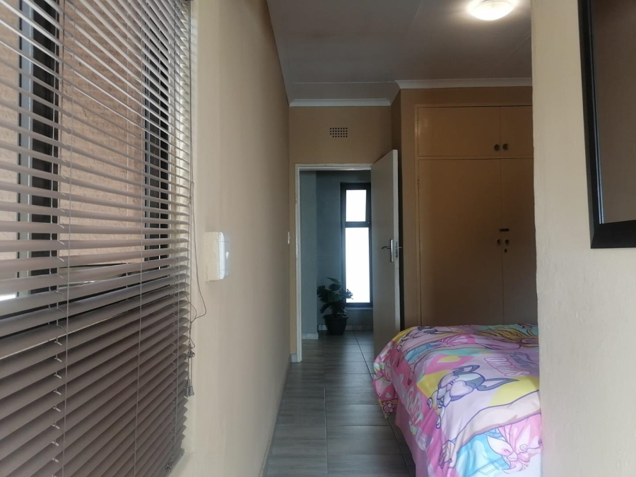 3 Bedroom Property for Sale in Birchleigh North Gauteng
