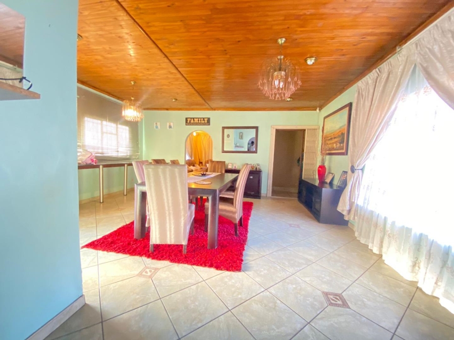 4 Bedroom Property for Sale in Birchleigh North Gauteng
