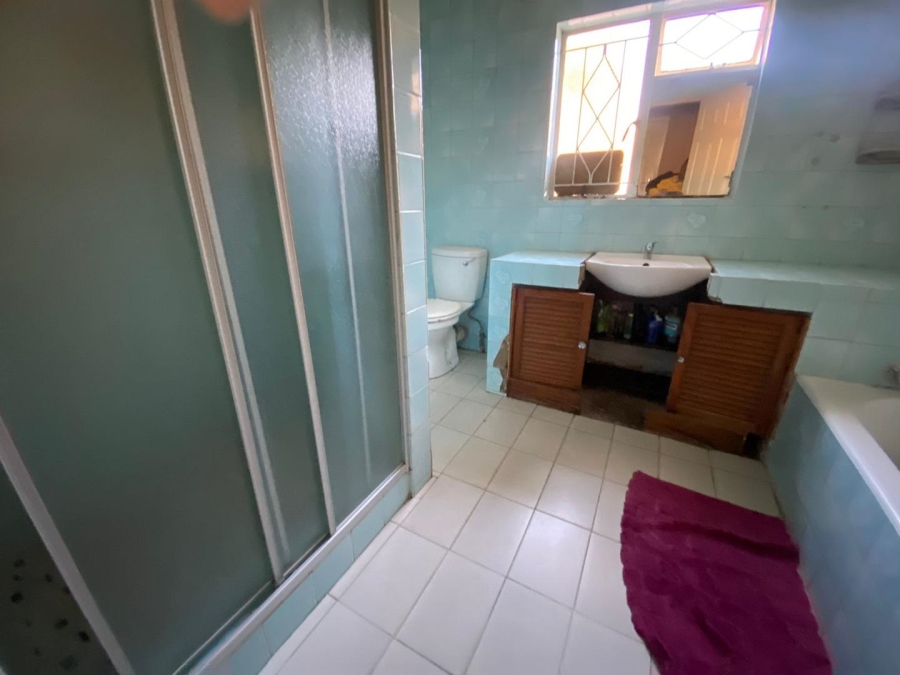 4 Bedroom Property for Sale in Birchleigh North Gauteng