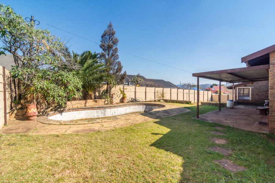 3 Bedroom Property for Sale in Roodepoort Gauteng