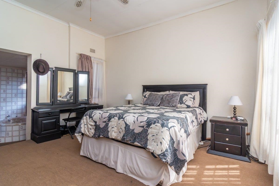3 Bedroom Property for Sale in Roodepoort Gauteng