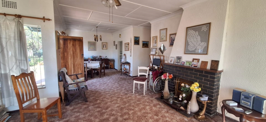 3 Bedroom Property for Sale in New Redruth Gauteng