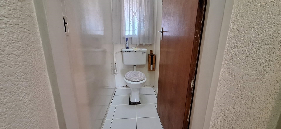 3 Bedroom Property for Sale in New Redruth Gauteng