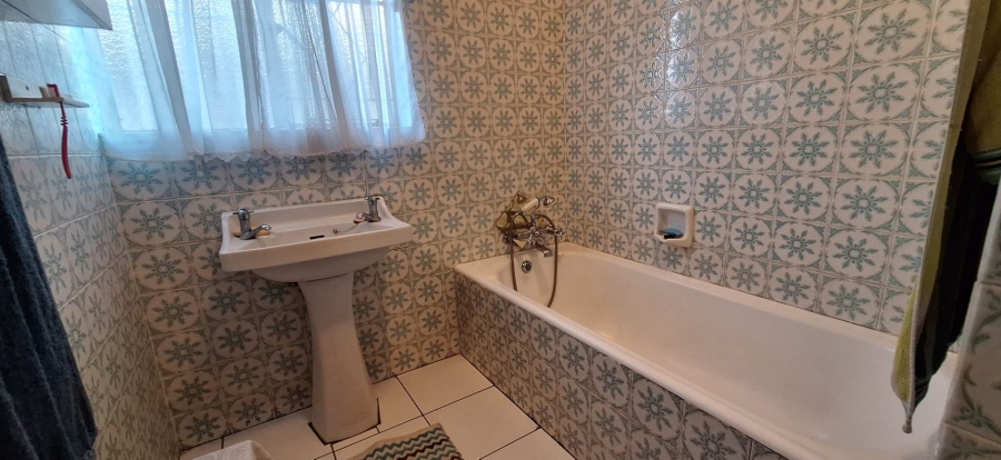 3 Bedroom Property for Sale in New Redruth Gauteng