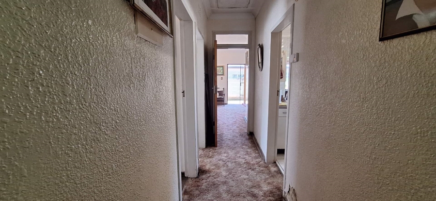 3 Bedroom Property for Sale in New Redruth Gauteng