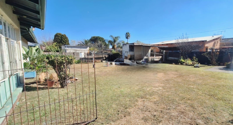 3 Bedroom Property for Sale in New Redruth Gauteng