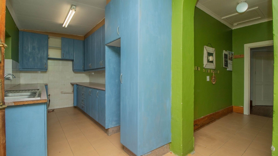 5 Bedroom Property for Sale in Westdene Gauteng