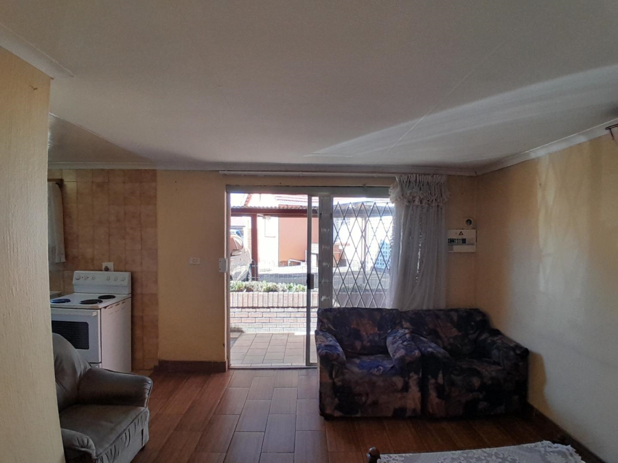 5 Bedroom Property for Sale in Rewlatch Gauteng