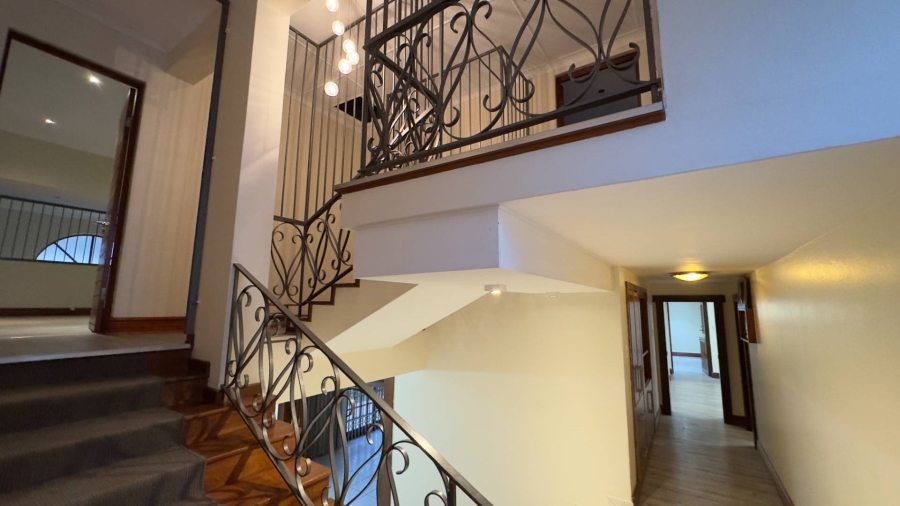 4 Bedroom Property for Sale in Waterkloof Gauteng