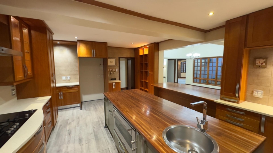 4 Bedroom Property for Sale in Waterkloof Gauteng
