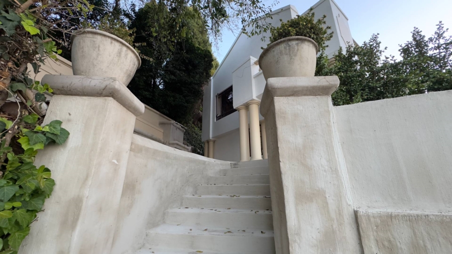 4 Bedroom Property for Sale in Waterkloof Gauteng