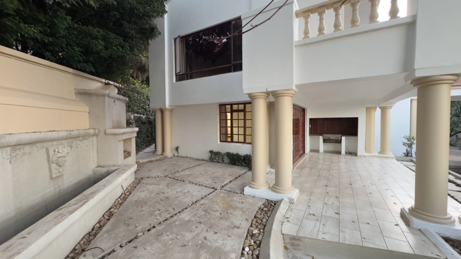4 Bedroom Property for Sale in Waterkloof Gauteng