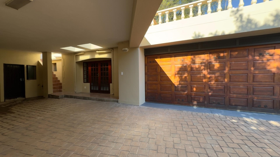 4 Bedroom Property for Sale in Waterkloof Gauteng