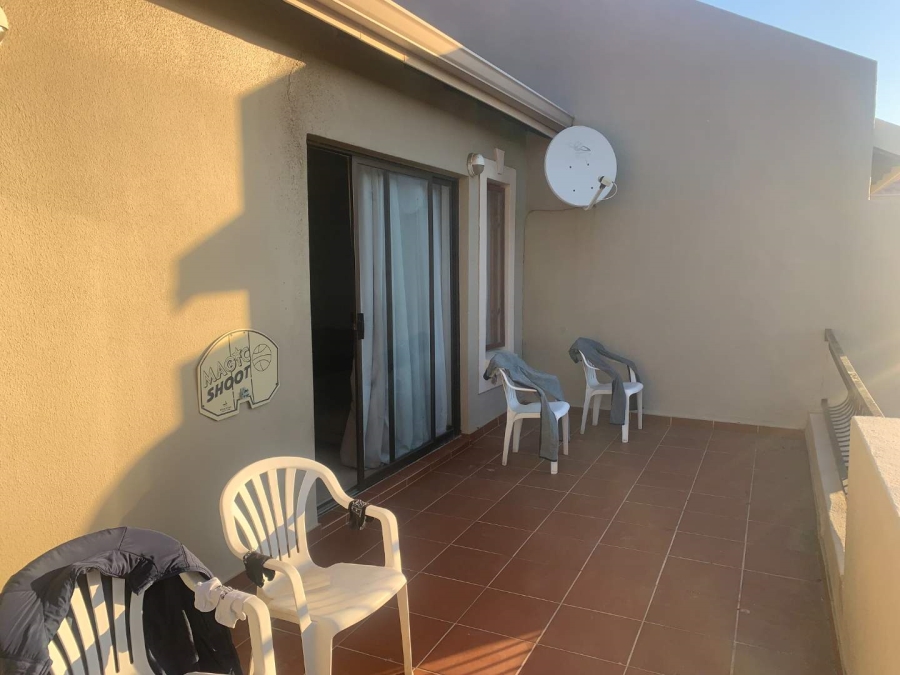 2 Bedroom Property for Sale in Winchester Hills Gauteng