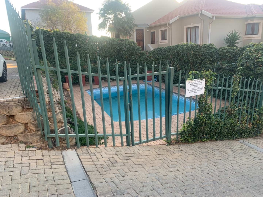 2 Bedroom Property for Sale in Winchester Hills Gauteng