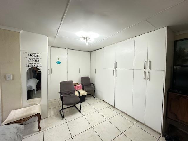 To Let 2 Bedroom Property for Rent in Heuweloord Gauteng