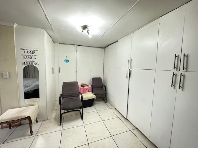 To Let 2 Bedroom Property for Rent in Heuweloord Gauteng