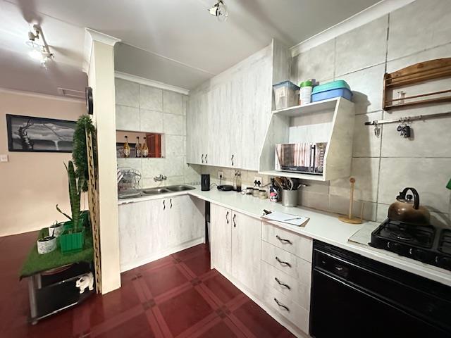 To Let 3 Bedroom Property for Rent in Heuweloord Gauteng