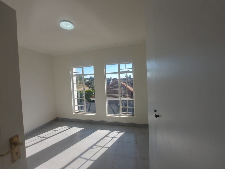 To Let 4 Bedroom Property for Rent in Equestria Gauteng
