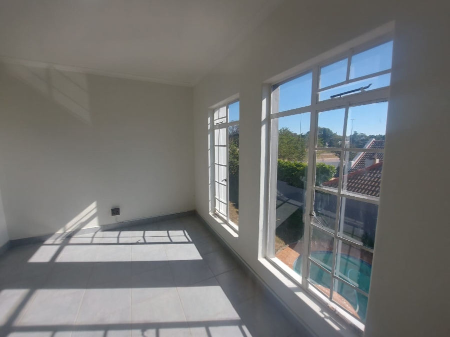 To Let 4 Bedroom Property for Rent in Equestria Gauteng