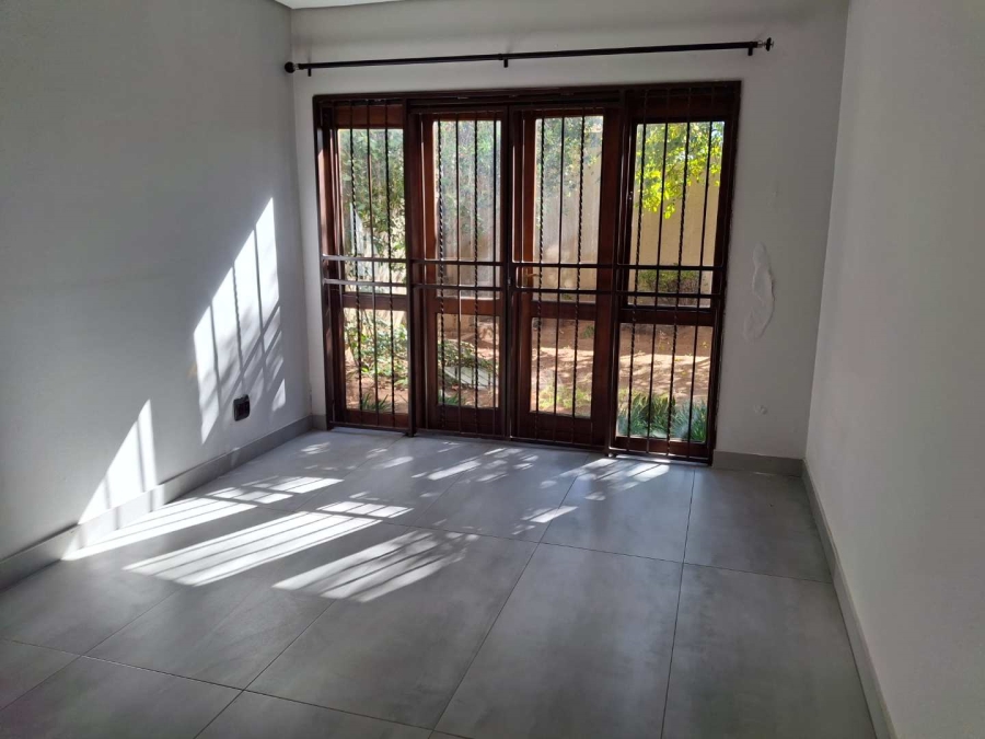 To Let 2 Bedroom Property for Rent in Strathavon Gauteng