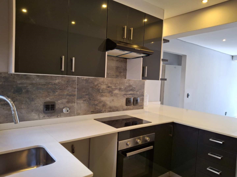 To Let 2 Bedroom Property for Rent in Strathavon Gauteng
