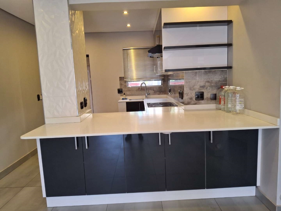 To Let 2 Bedroom Property for Rent in Strathavon Gauteng
