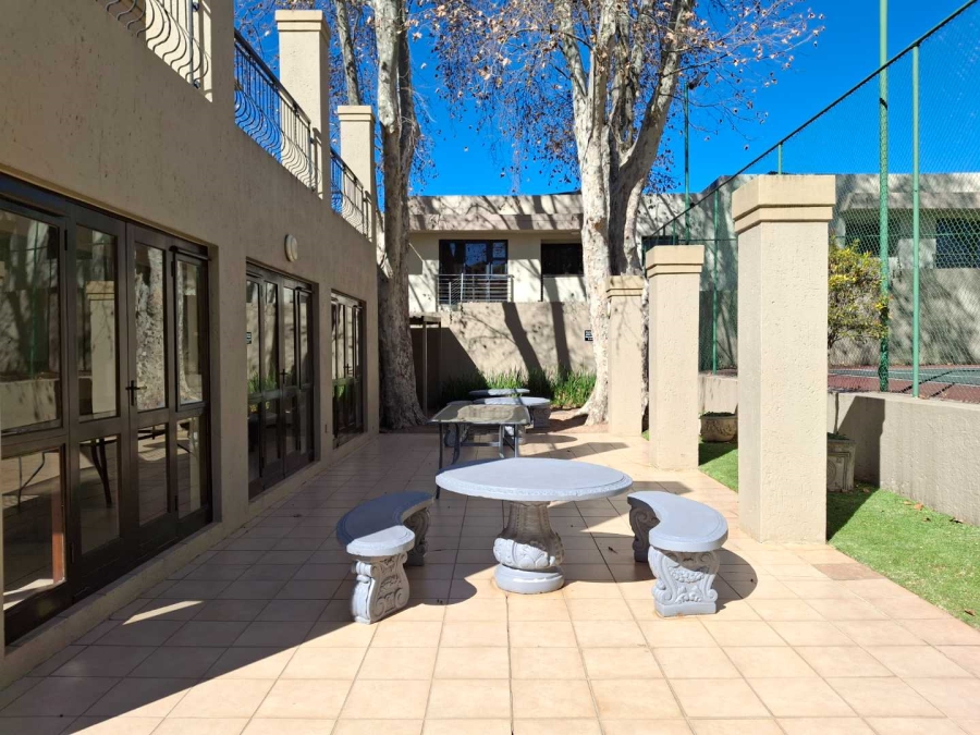 To Let 2 Bedroom Property for Rent in Strathavon Gauteng