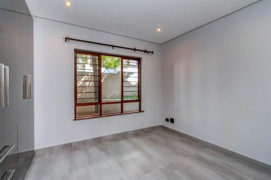 To Let 2 Bedroom Property for Rent in Strathavon Gauteng