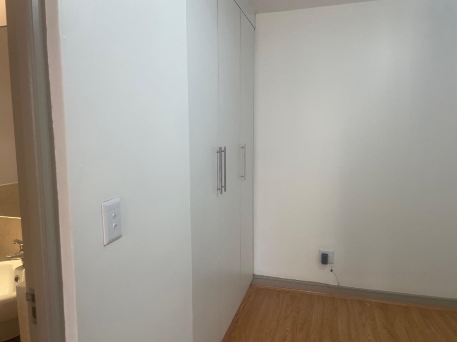2 Bedroom Property for Sale in Melrose North Gauteng