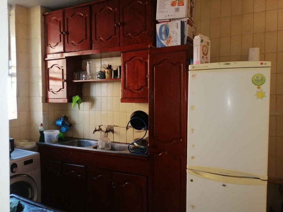 2 Bedroom Property for Sale in Yeoville Gauteng