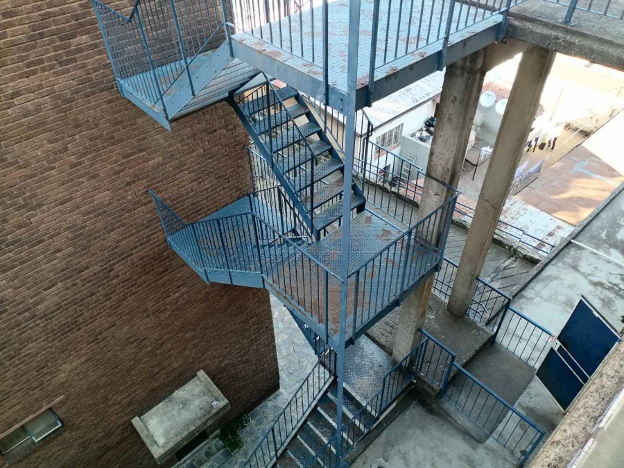 2 Bedroom Property for Sale in Yeoville Gauteng