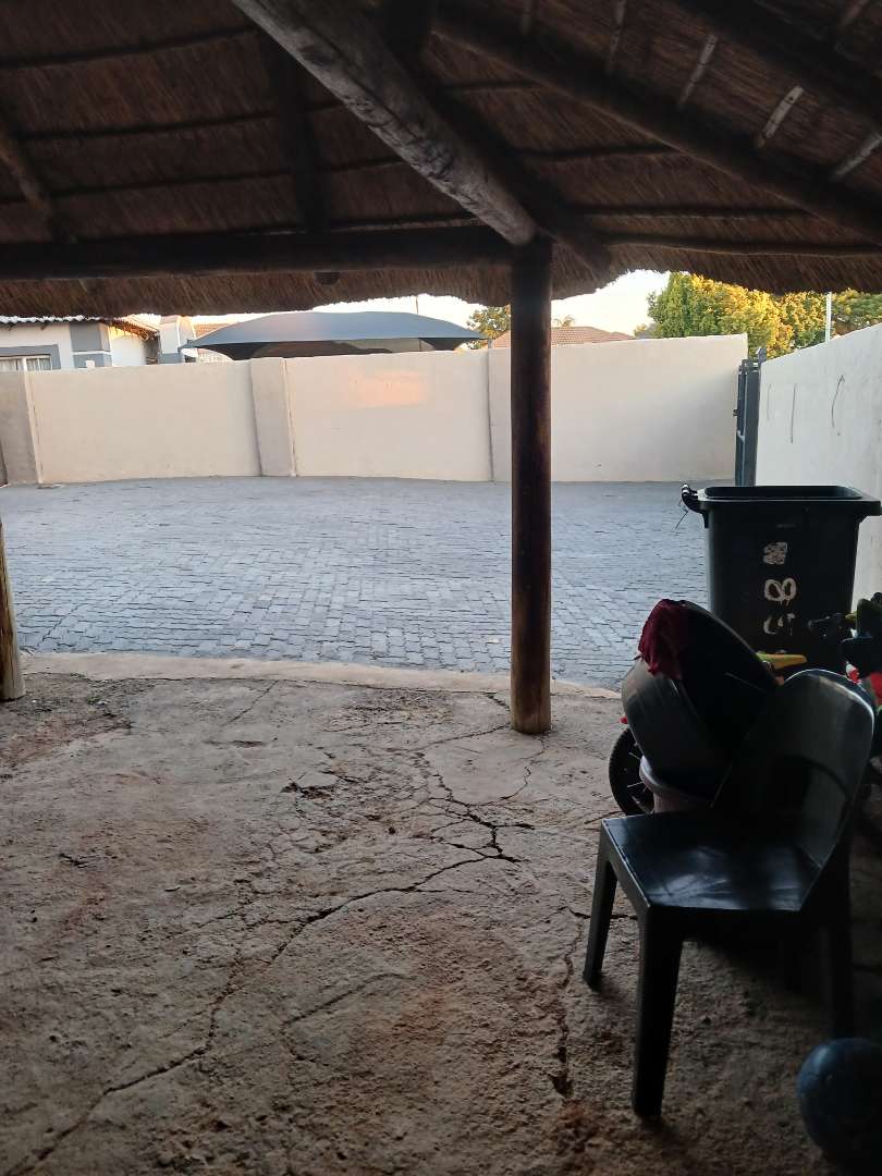 3 Bedroom Property for Sale in Nkwe Estate Gauteng