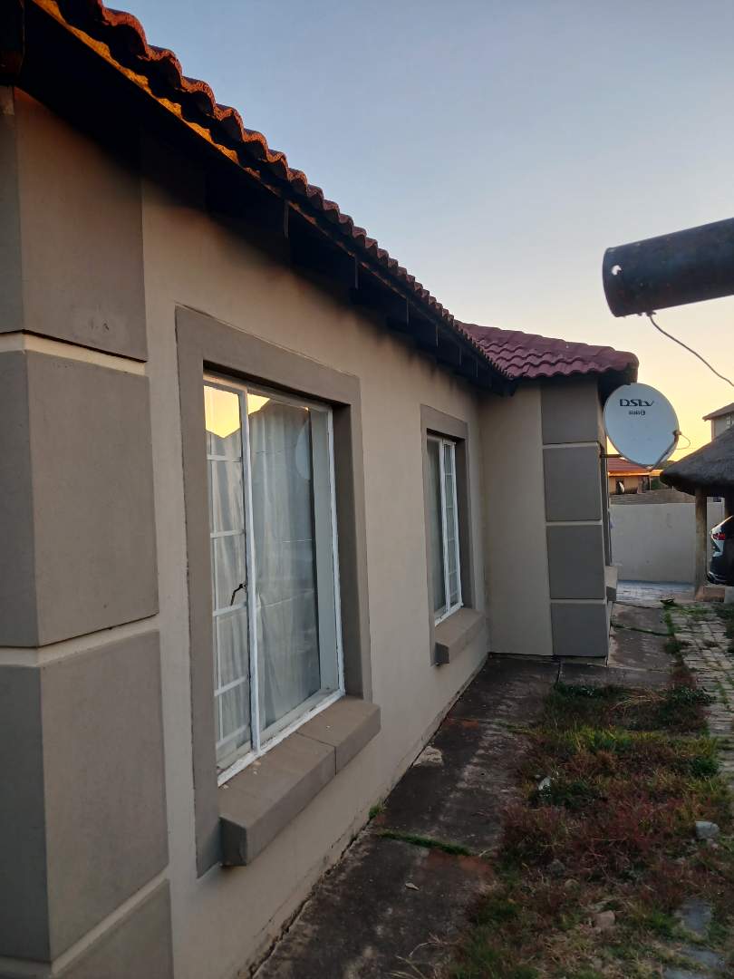3 Bedroom Property for Sale in Nkwe Estate Gauteng