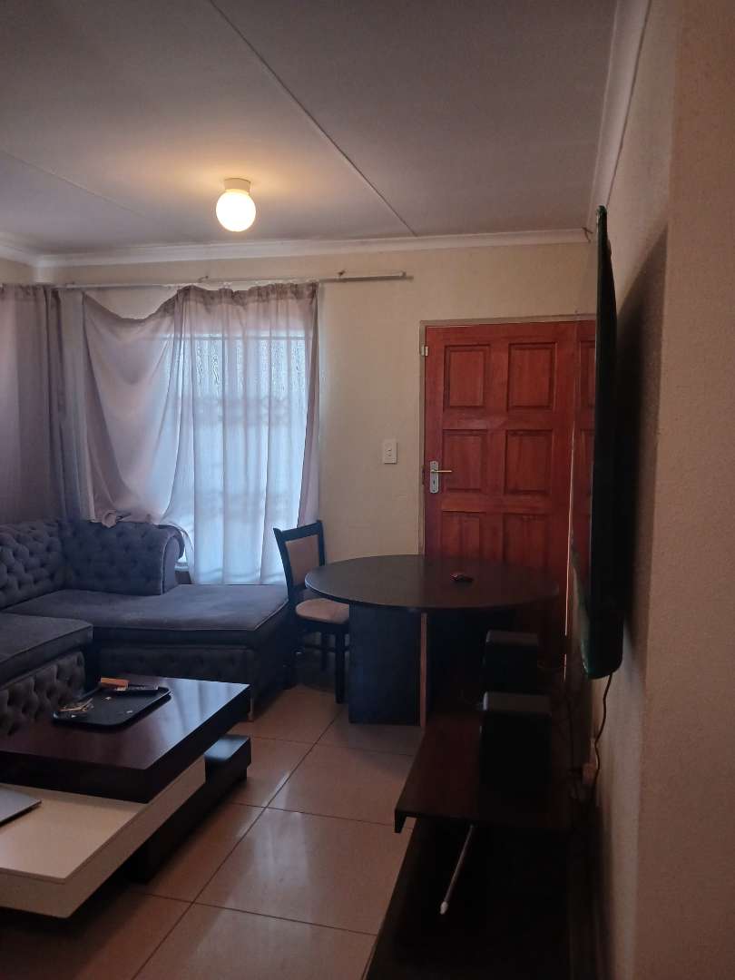 To Let 3 Bedroom Property for Rent in Rosslyn Gauteng
