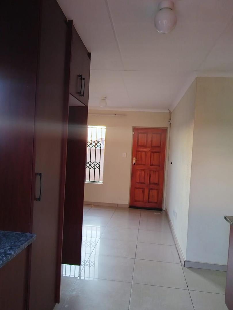 To Let 3 Bedroom Property for Rent in Rosslyn Gauteng
