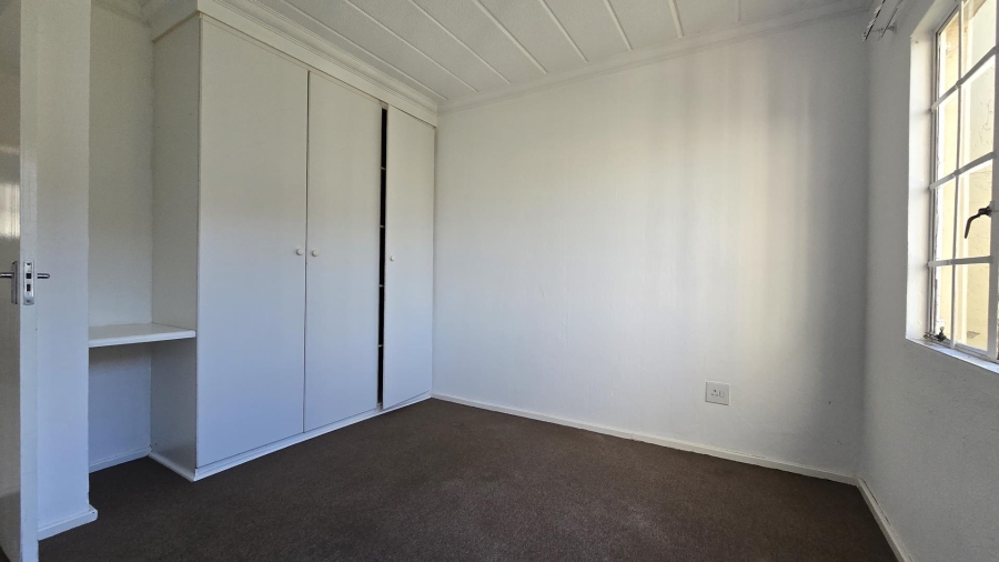 To Let 2 Bedroom Property for Rent in Meyersdal Gauteng