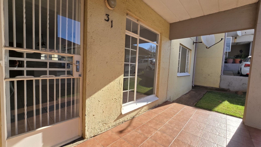 To Let 2 Bedroom Property for Rent in Meyersdal Gauteng